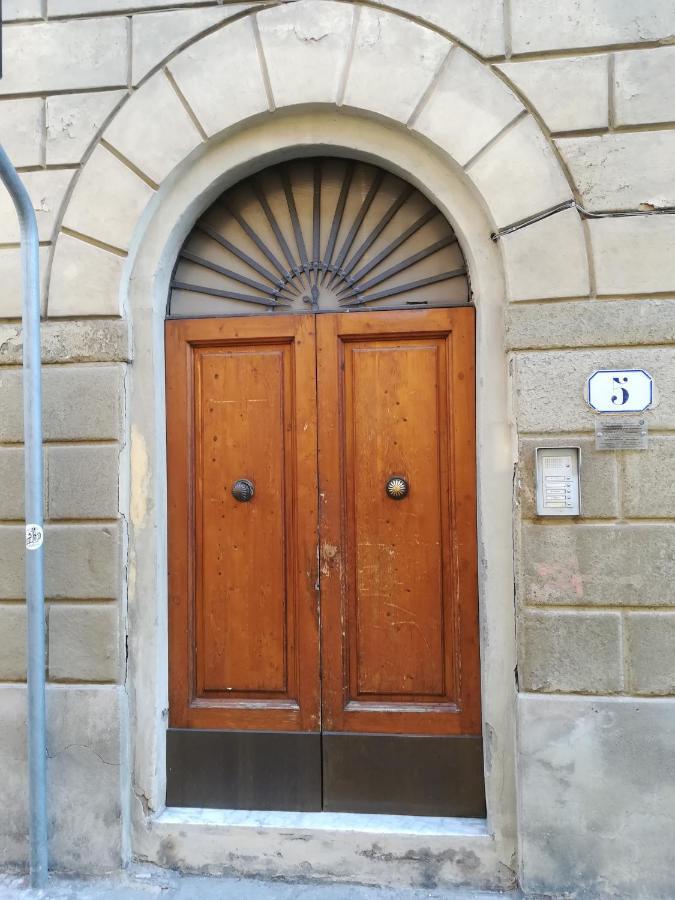 In San Frediano * Florença