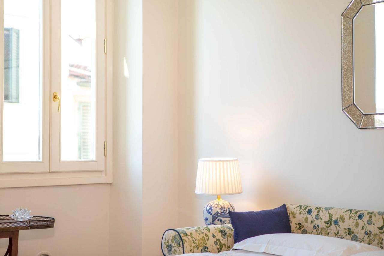 Santa Maria Novella Bright Appartement Florence