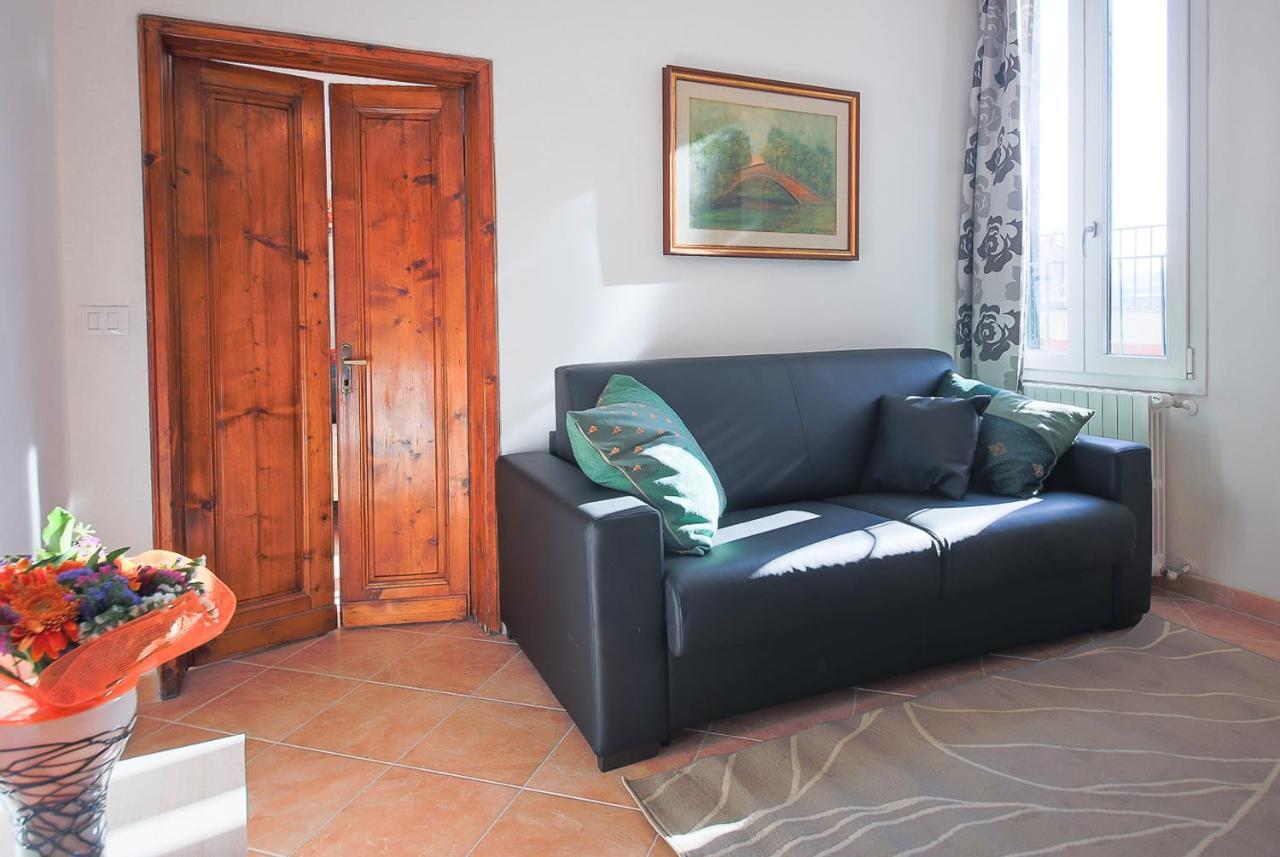 - Battilana Terrace * Florenz