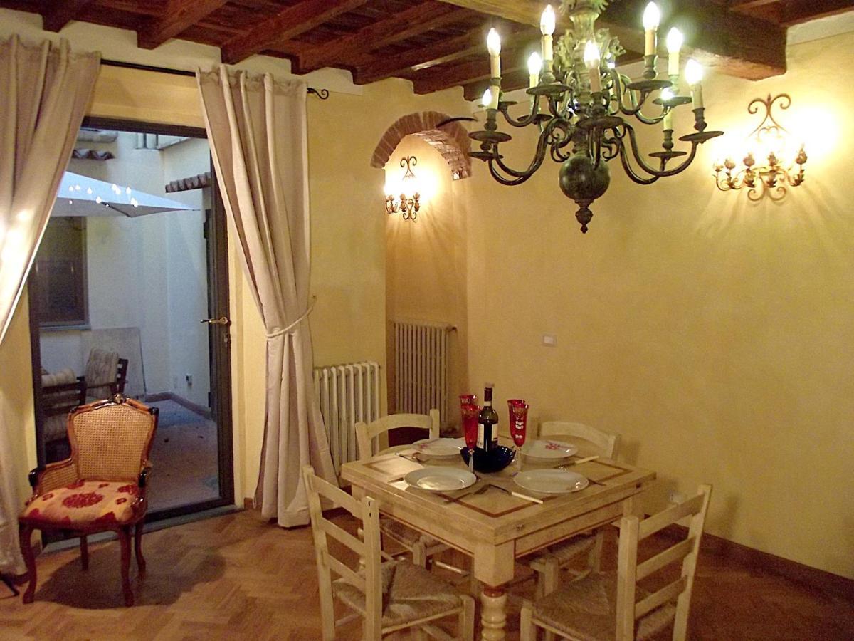 Guelfa Patio