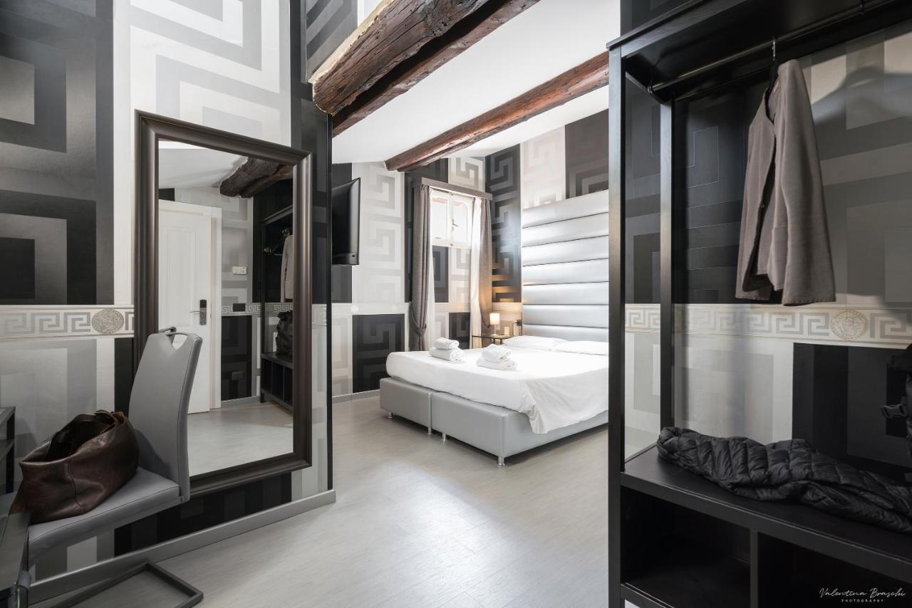Hotel Deco