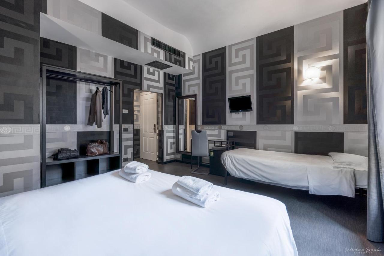 Deco Hotel