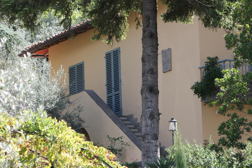 Acomodação com café da manhã  Ulivi Di Castello Florença