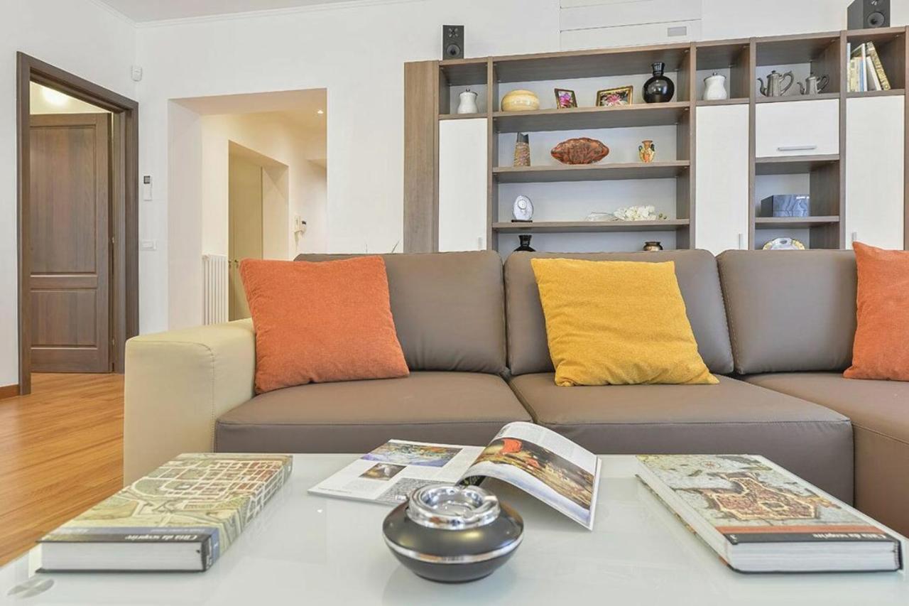 Palazzo Anselmi By Halldis Apartment Florence