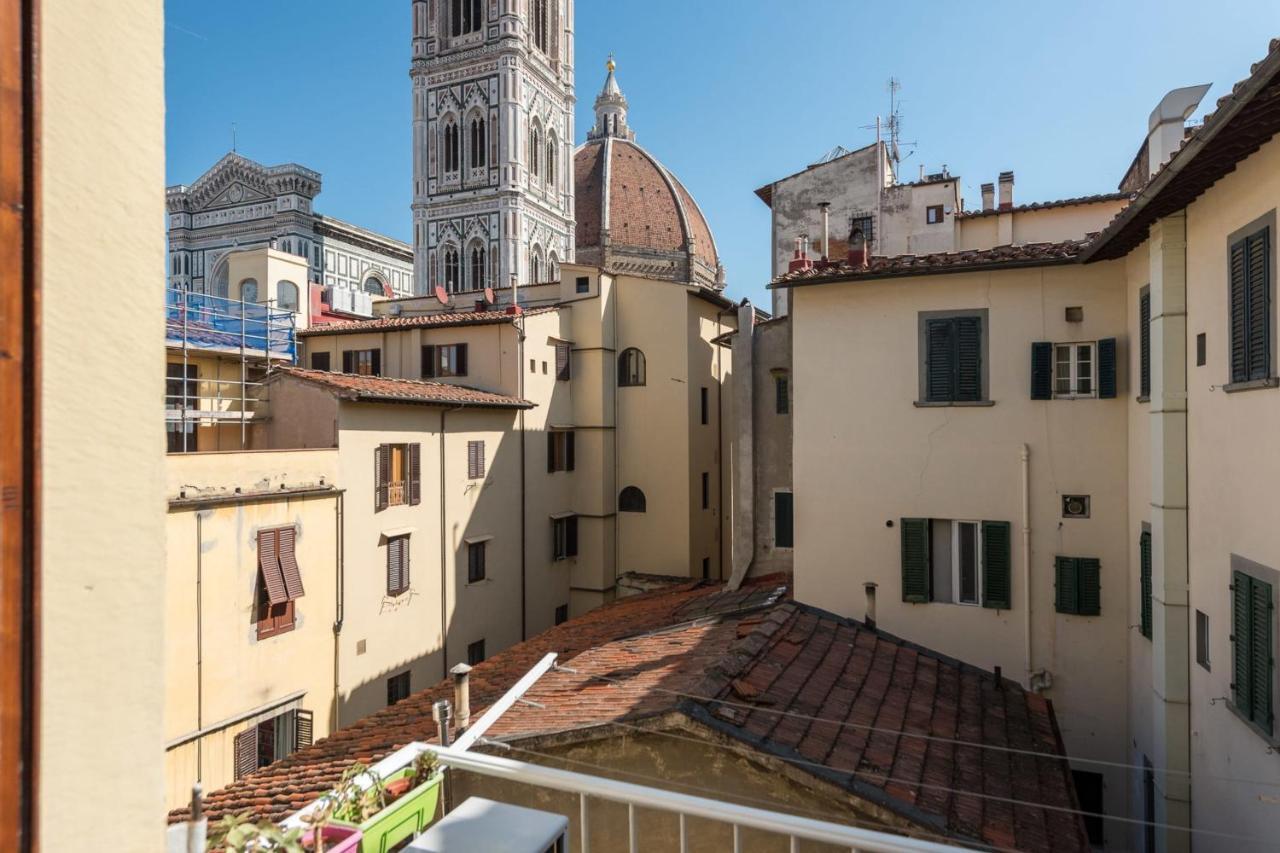 Charming 2bed Overlooking Duomo - Hosted By Sweetstay Apartment *