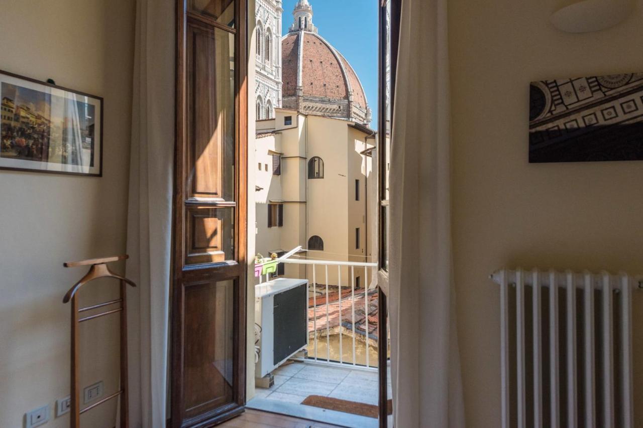 Charming 2bed Overlooking Duomo - Hosted By Sweetstay Apartment