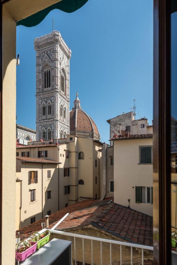Charming 2bed Overlooking Duomo - Hosted By Sweetstay * Florence
