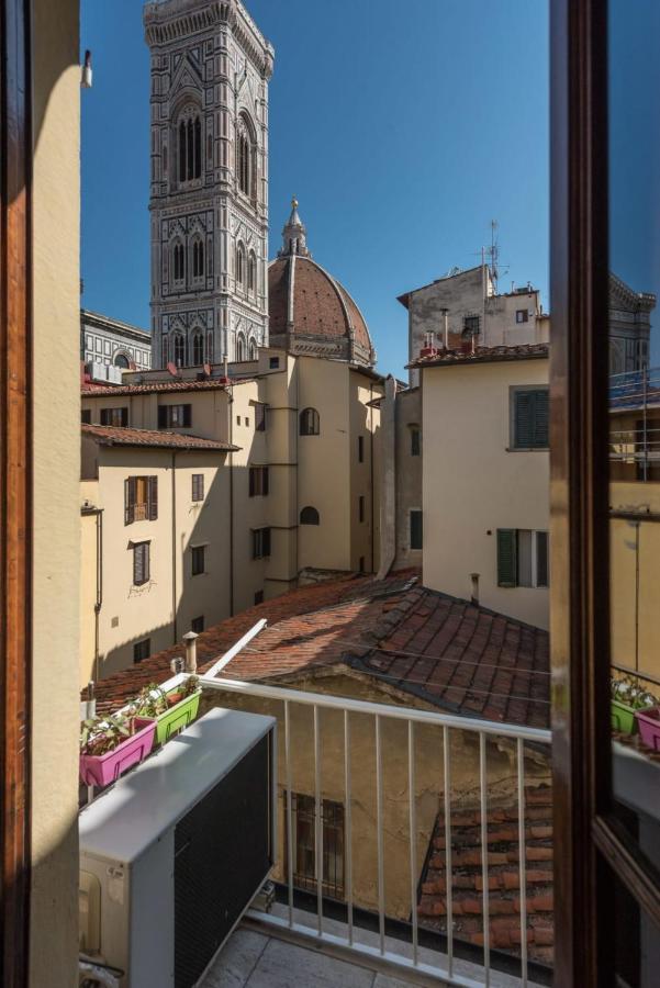 Apartment Charming 2bed Overlooking Duomo - Hosted By Sweetstay