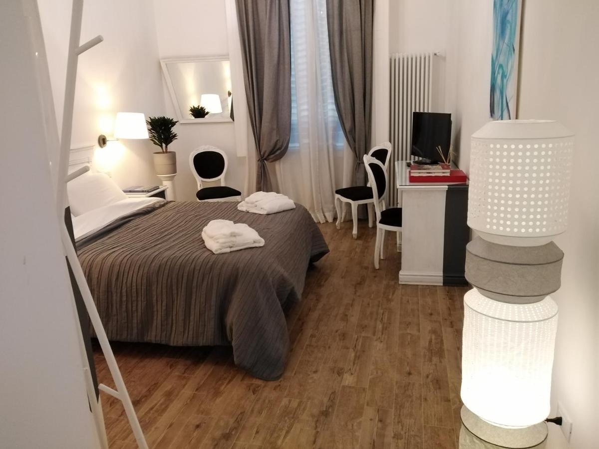 In San Frediano * Florença