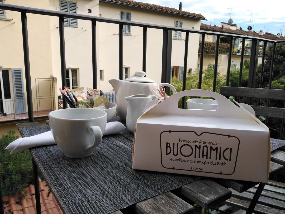 In San Frediano * Florença