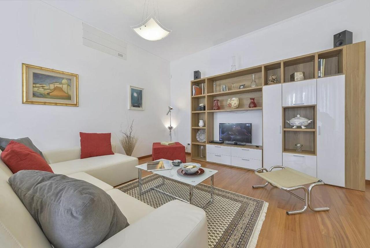 Apartment Palazzo Anselmi By Halldis *