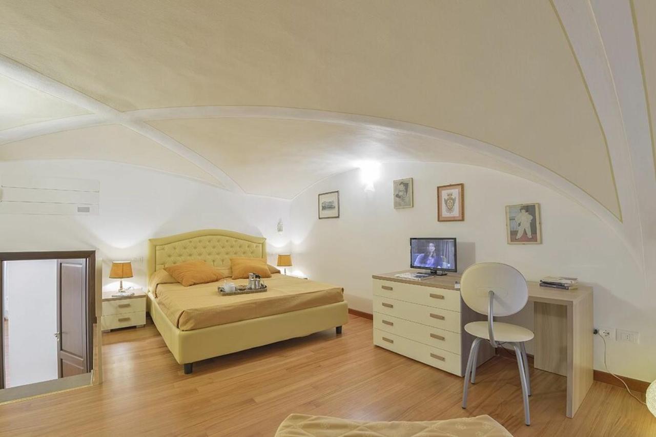 Apartment Palazzo Anselmi By Halldis Florence