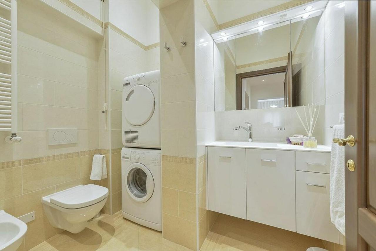 Apartment Palazzo Anselmi By Halldis Florence