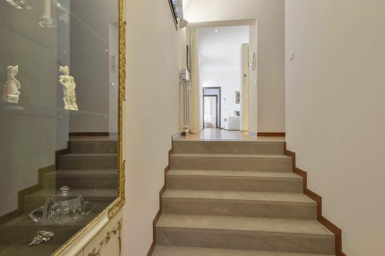 Apartment Palazzo Anselmi By Halldis