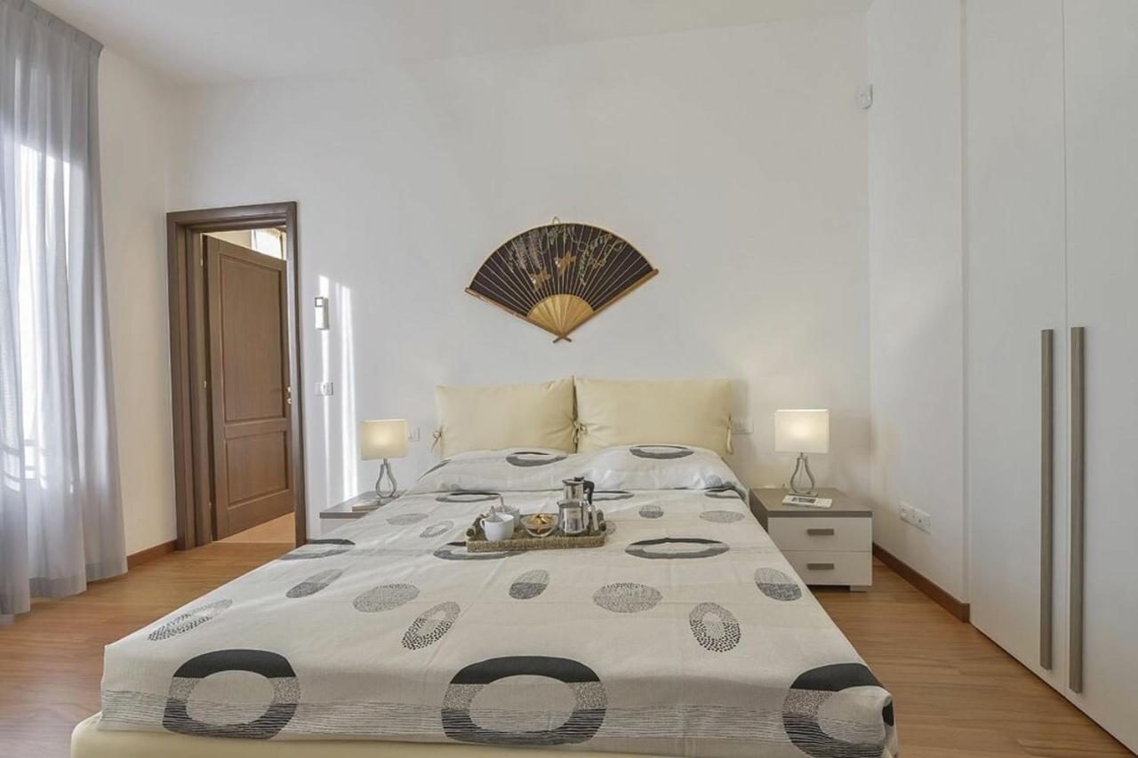 Palazzo Anselmi By Halldis Apartment