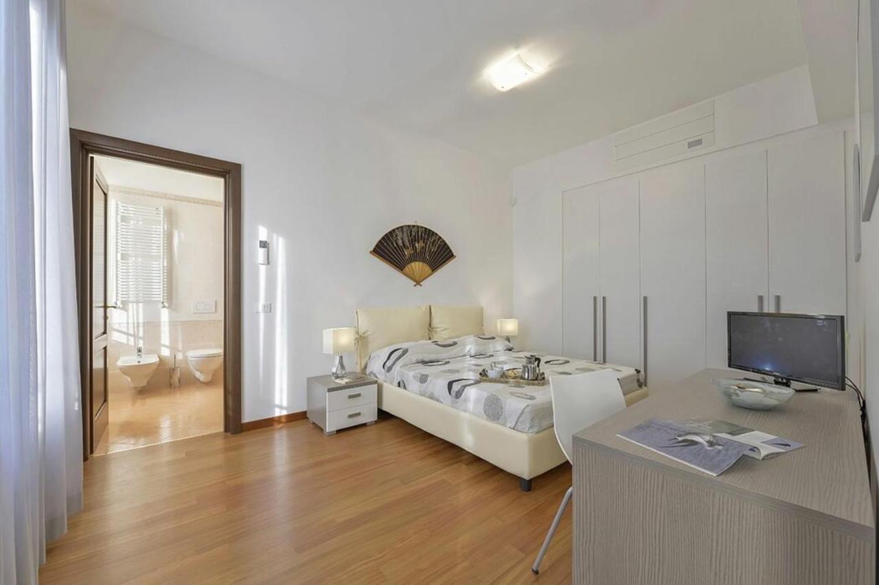 Palazzo Anselmi By Halldis *