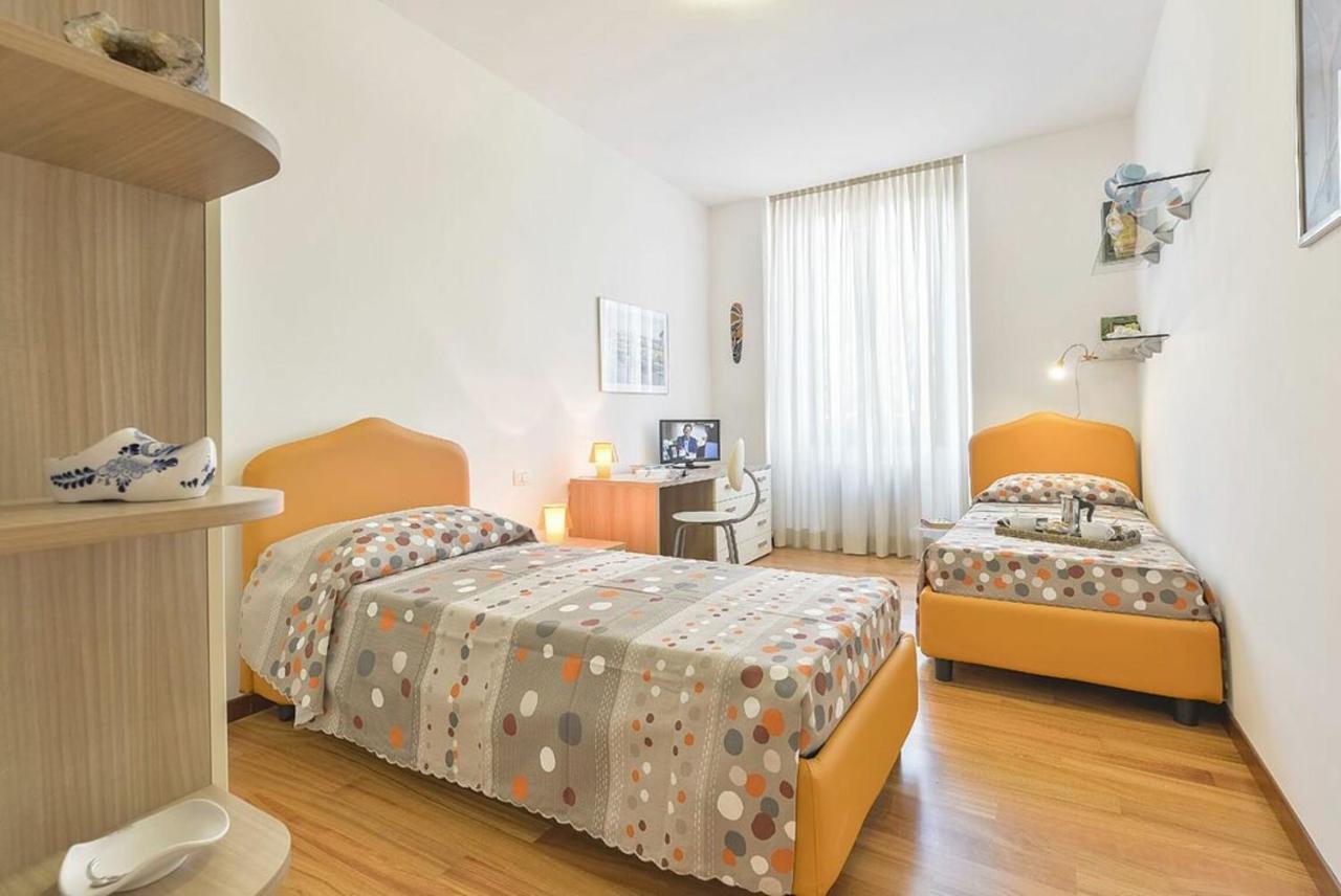 Palazzo Anselmi By Halldis Apartment *