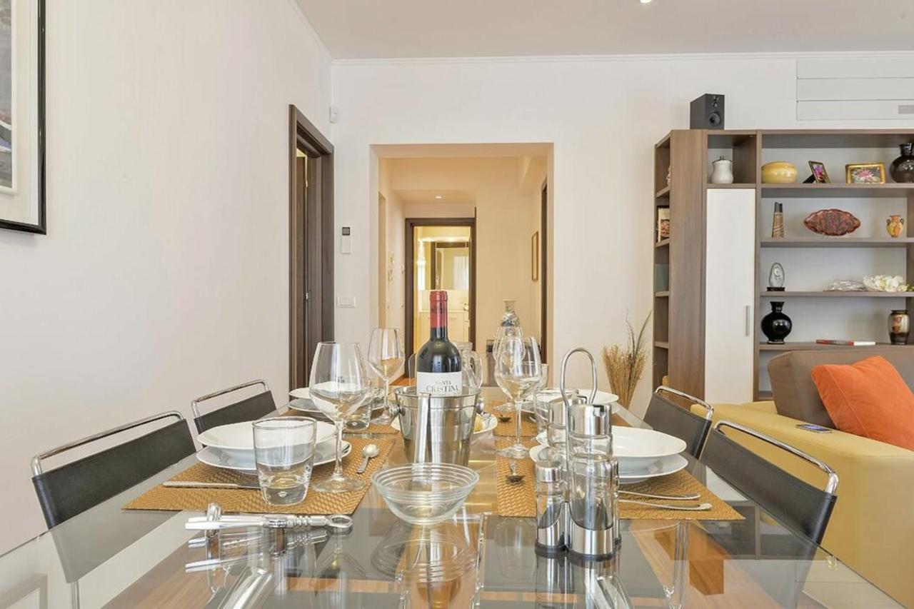 Palazzo Anselmi By Halldis Apartment