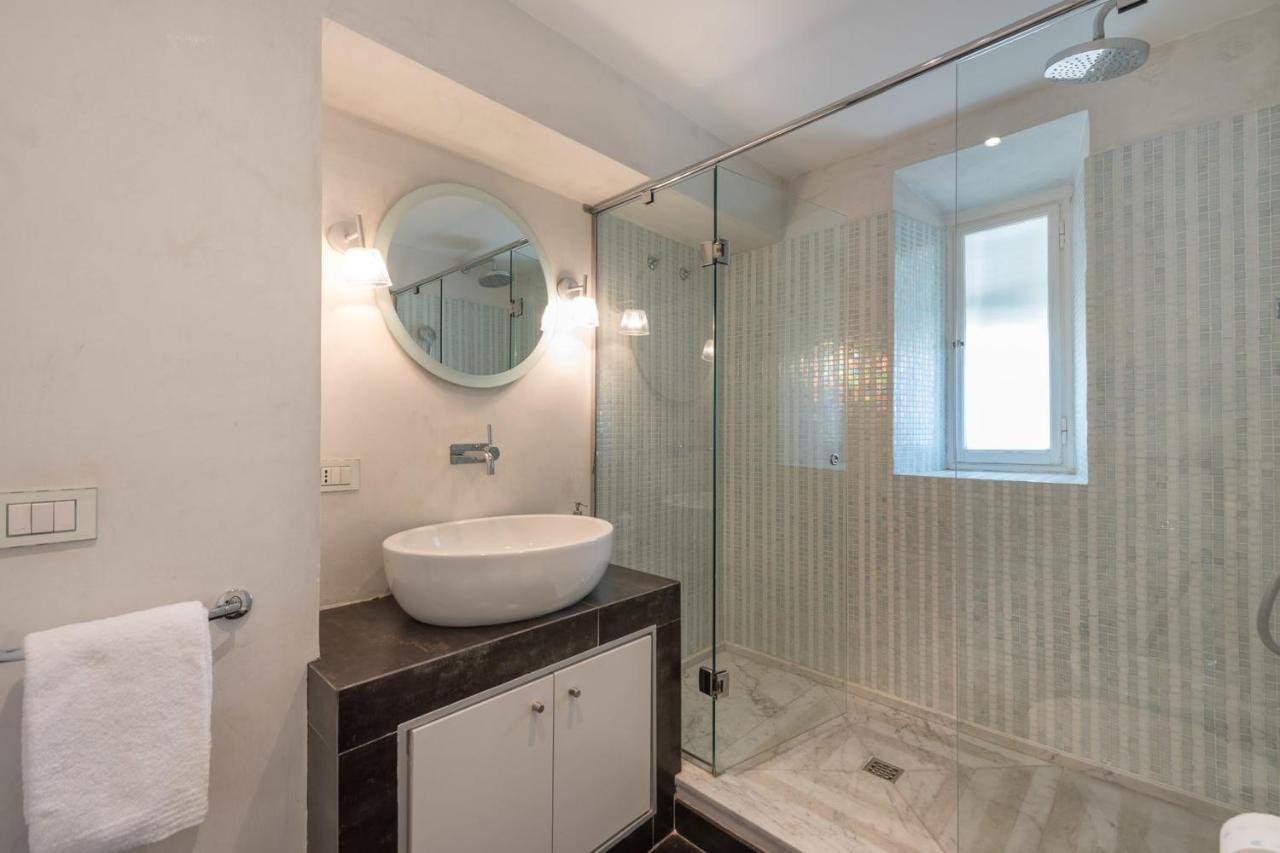 Charming 2bed Overlooking Duomo - Hosted By Sweetstay