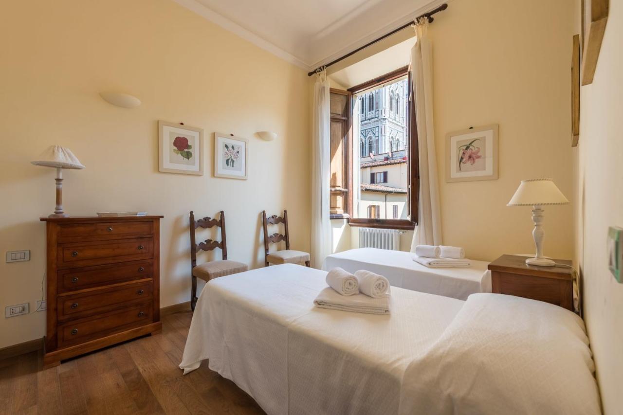 Charming 2bed Overlooking Duomo - Hosted By Sweetstay * Florence