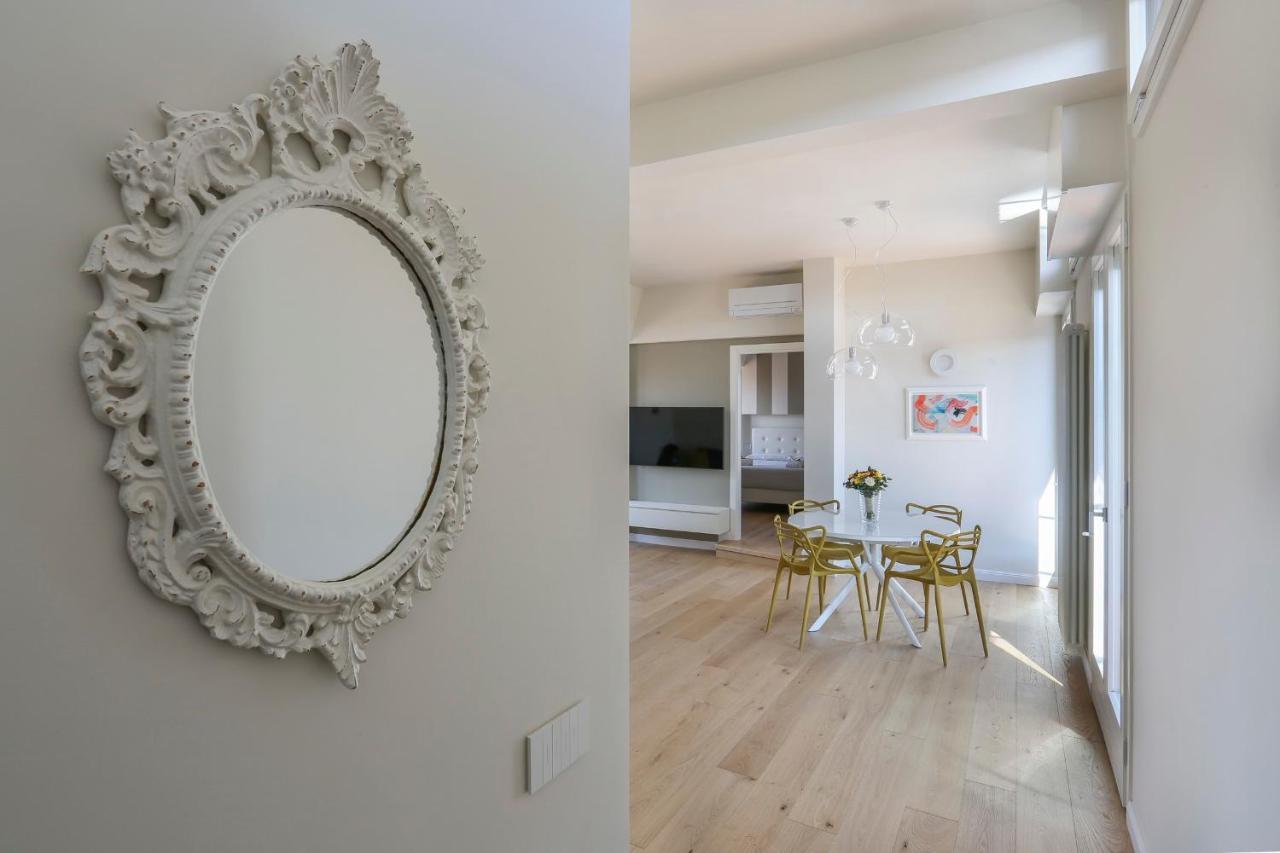 Penthouse With Big Terrace In Oltrarno Apartment