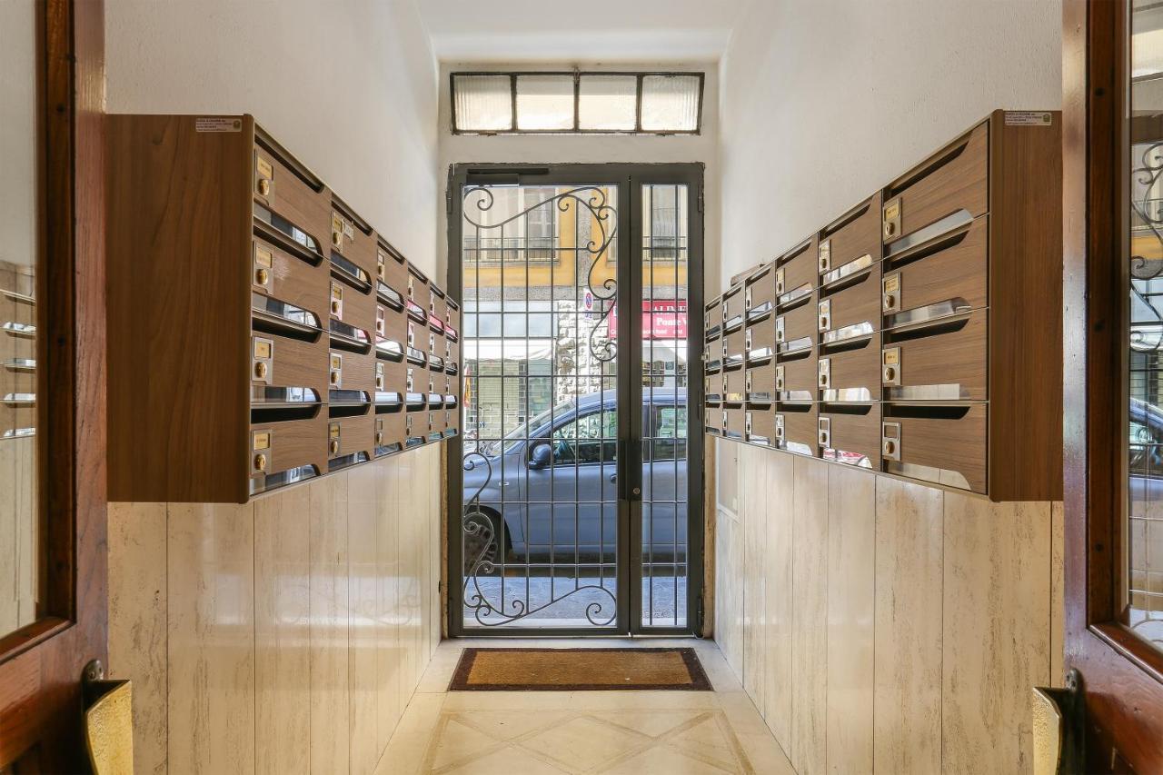 The Red Loft In Ponte Vecchio Apartment