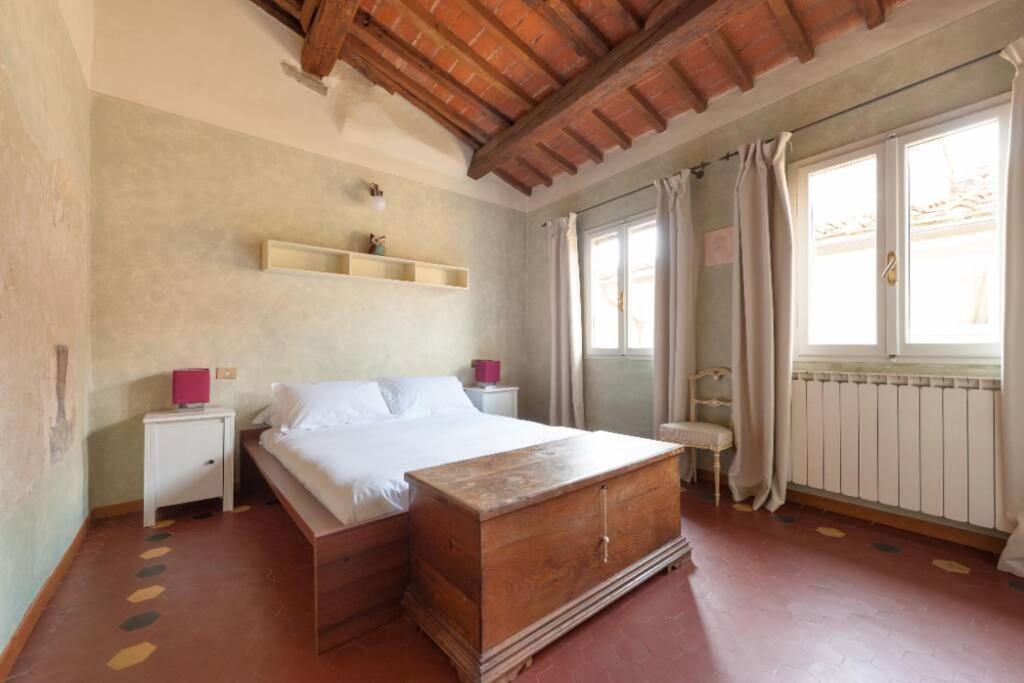 Apartment Medieval Tower House Near Ponte Vecchio - Florenz