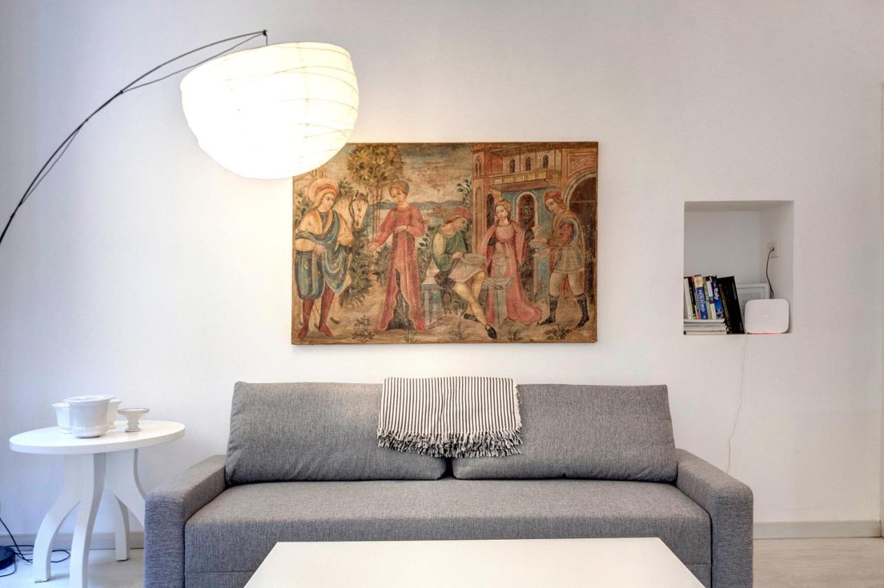 Parione 12