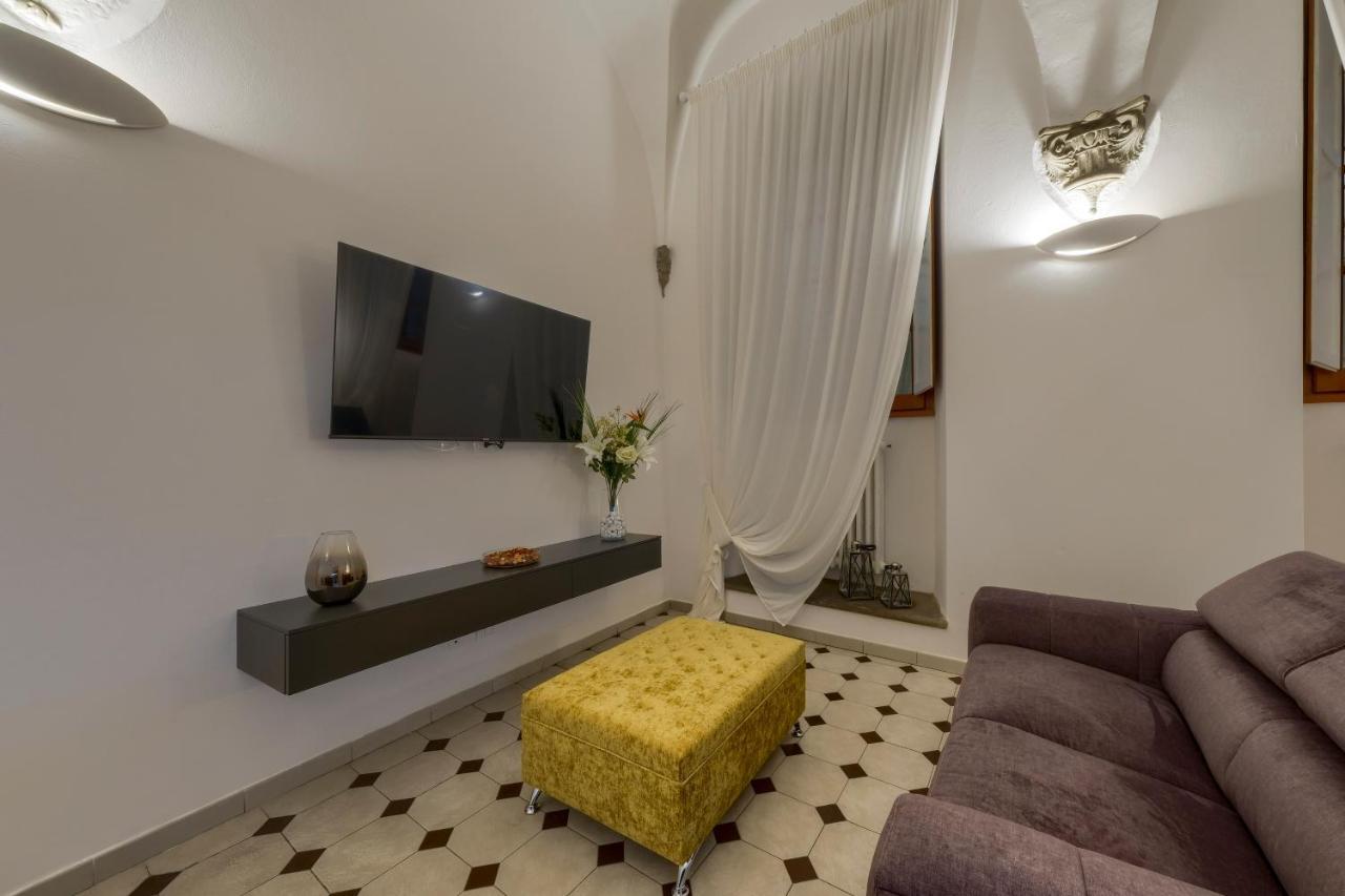 La Casa Di Bruna E Giordano In Santo Spirito Firenze