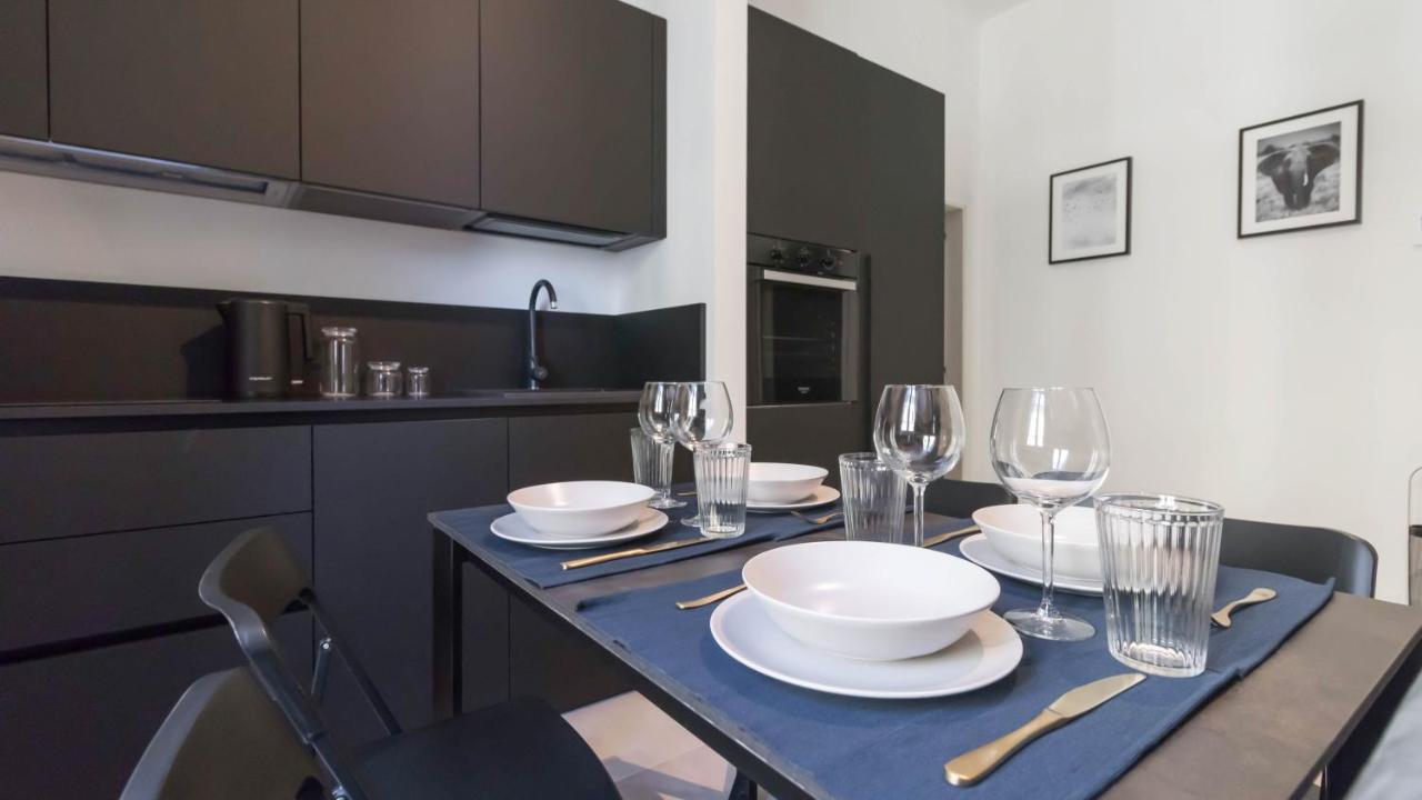 Cavour 82 Florence