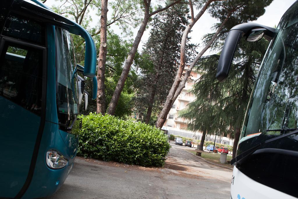 Auto Park Hotel