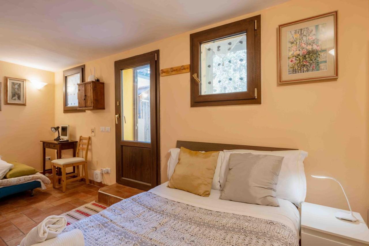 San Frediano Cozy Studio With Private Patio *