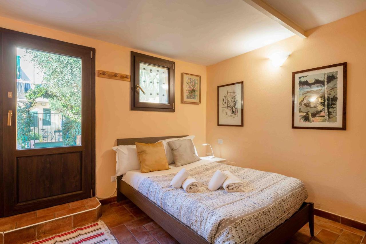 San Frediano Cozy Studio With Private Patio * Florence