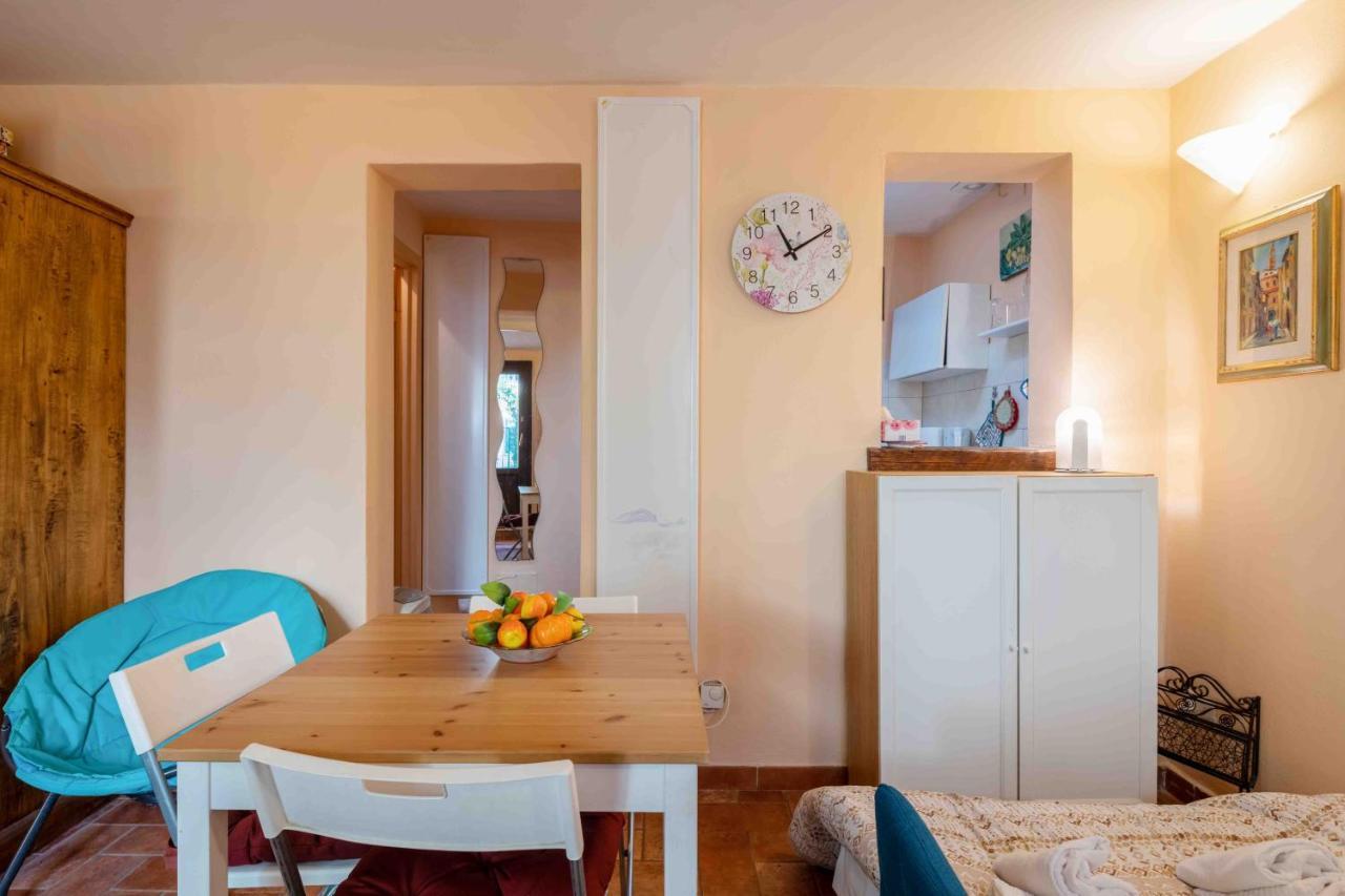 San Frediano Cozy Studio With Private Patio Apartment