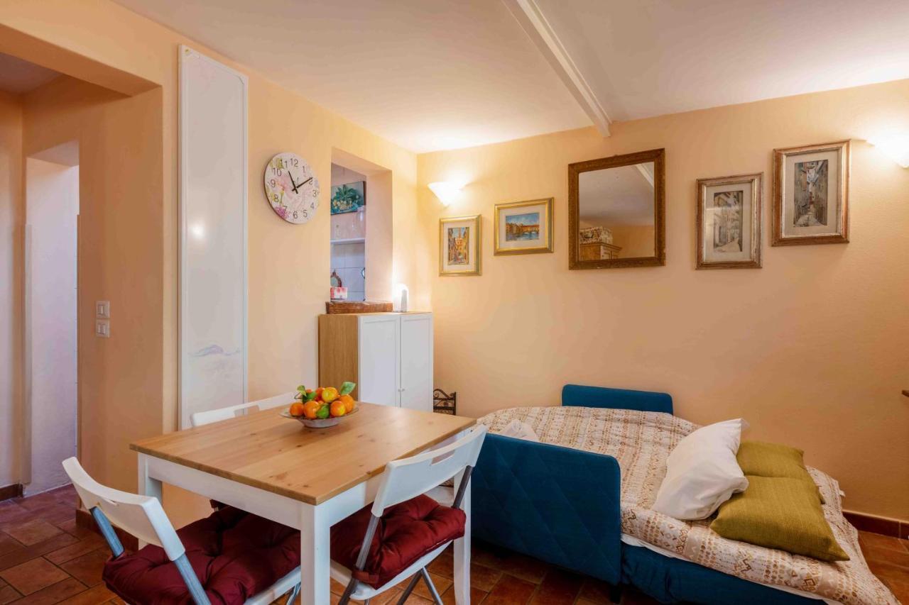 San Frediano Cozy Studio With Private Patio *