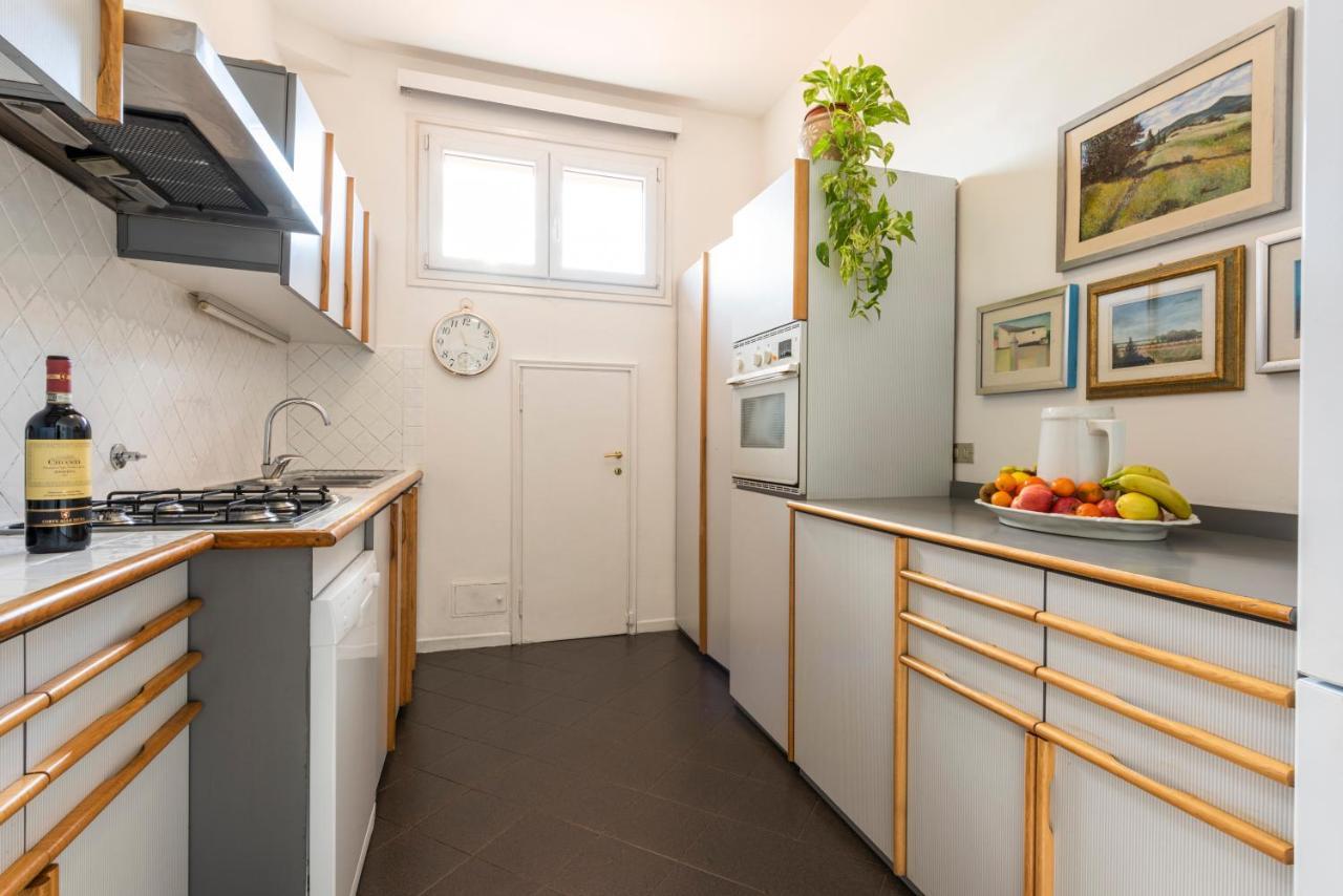 Exclusive Penthouse , Skyline View , With Parking Appartement