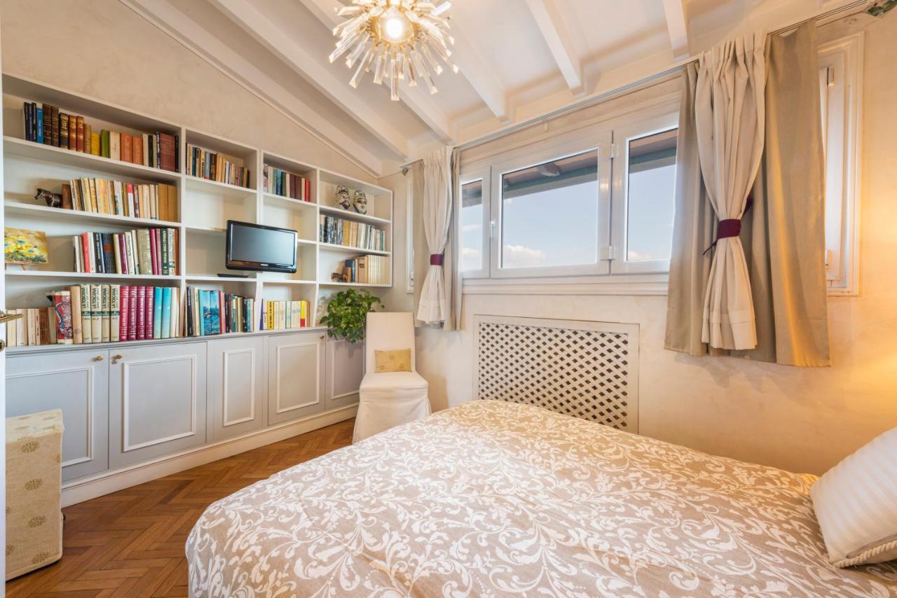 Appartement Exclusive Penthouse , Skyline View , With Parking
