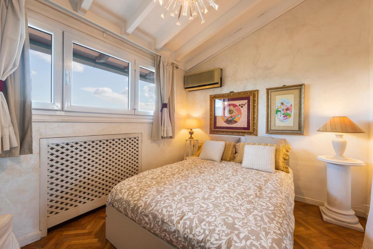 Appartement Exclusive Penthouse , Skyline View , With Parking *