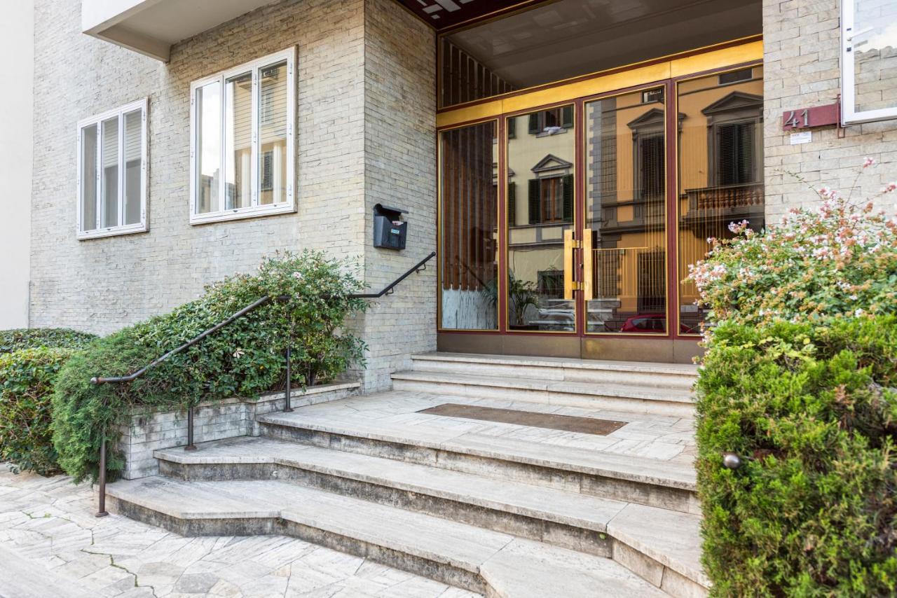 Exclusive Penthouse , Skyline View , With Parking Apartment
