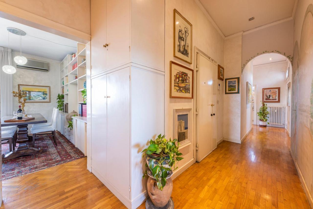 Apartment Exclusive Penthouse , Skyline View , With Parking Florence