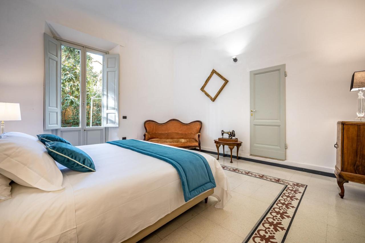 Apartment Yid Five Luxury Suites Apt With Secret Garden