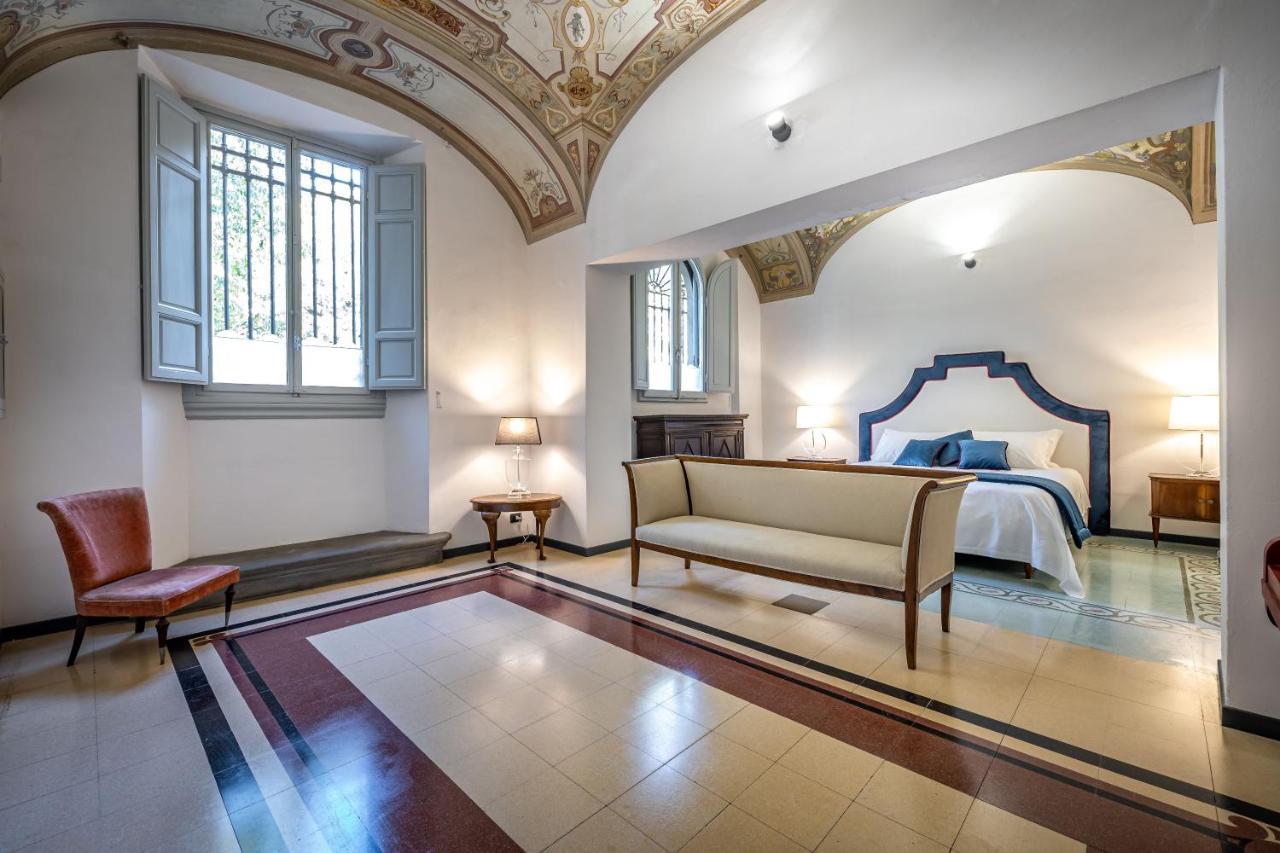 Yid Five Luxury Suites Apt With Secret Garden *