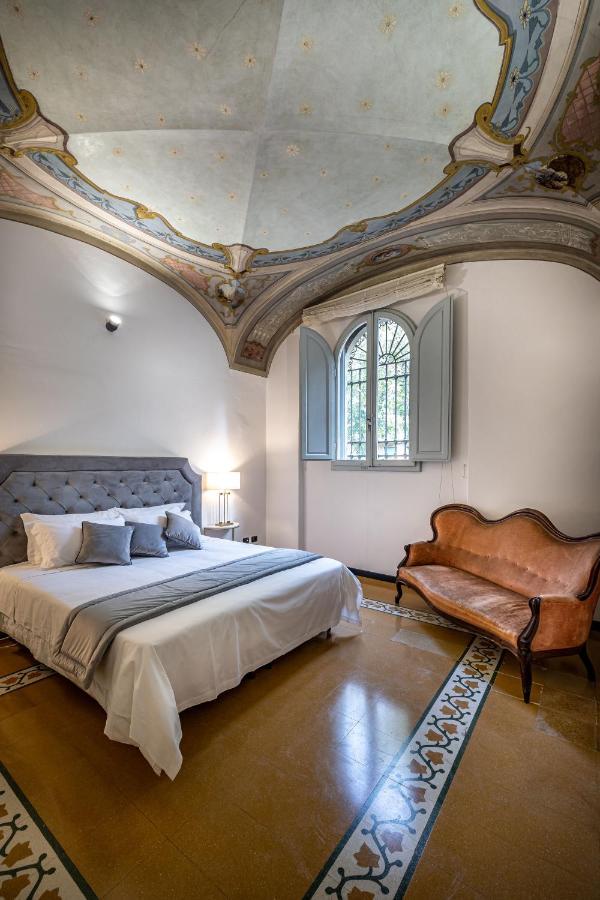 Yid Five Luxury Suites Apt With Secret Garden Appartement *