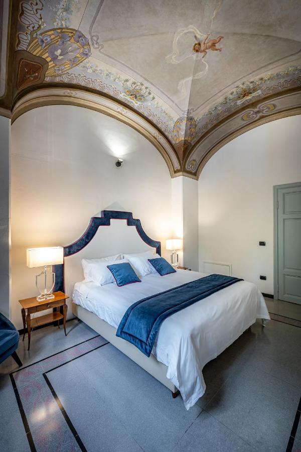 Yid Five Luxury Suites Apt With Secret Garden