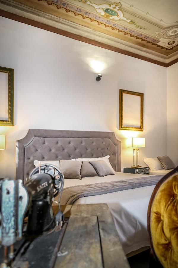 Yid Five Luxury Suites Apt With Secret Garden Appartement *