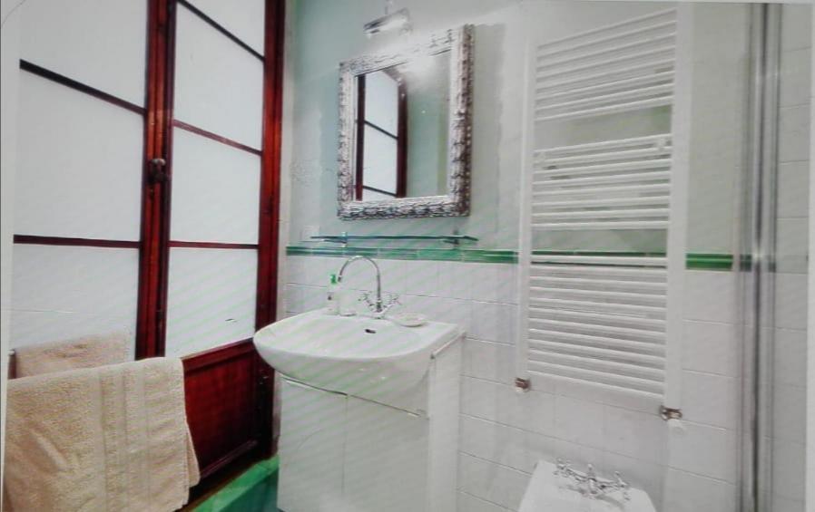 Bed & Breakfast In The Heart Of *