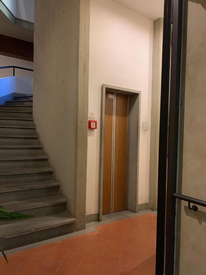 Signoria With Patio Apartment