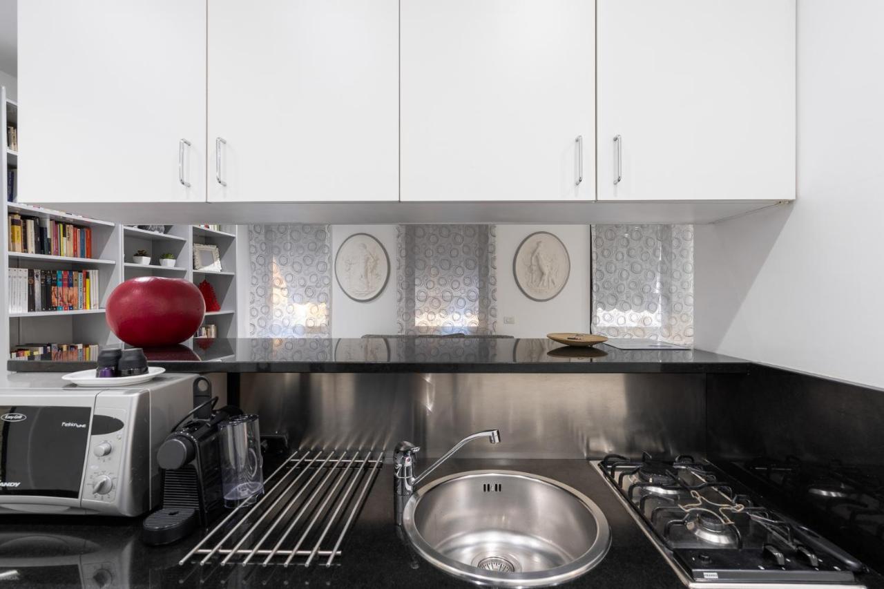 - Por Santa Maria Apartment Florence