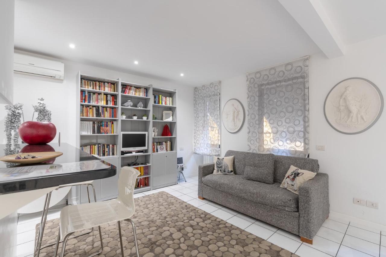 - Por Santa Maria Apartment Florence