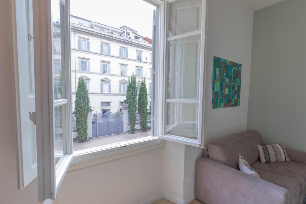 Violetta - Brand New Flat - S. Maria Novella * Florença